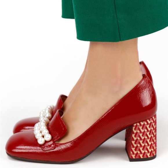 Chie Mihara Red Patent Leather Petard Pumps Size 39 1/2 - Picture 3 of 13